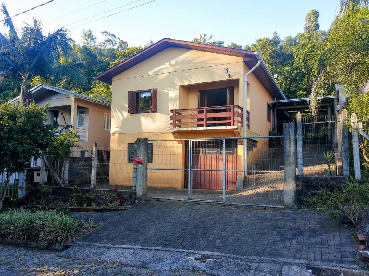Casa para Venda em Dois Irmãos, Vale Verde, 3 dormitórios, 2 banheiros, 1 vaga